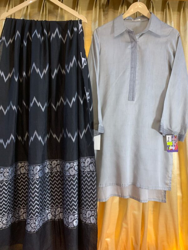 Chic Monochrome Ethnic Set – Kurti with Printed Pants and Black Dupatta - Image 4