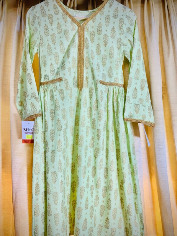 Elegant Pastel Green Ethnic Kurti with Golden Paisley Print and Embellishments - Image 3